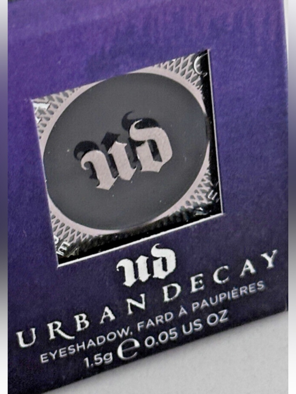 Urban Decay Single Eyeshadow (Shade Desperation )